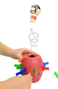 wystrzeliwująca głowa pirata.png