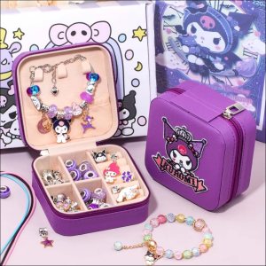  KORALIKI DO ROBIENIA BRANSOLETEK BIŻUTERII ZESTAW KUROMI SANRIO KUFEREK